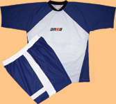 Soccer Uniforms 100% Made Of Polyester (Fußball Uniformen 100% aus Polyester)