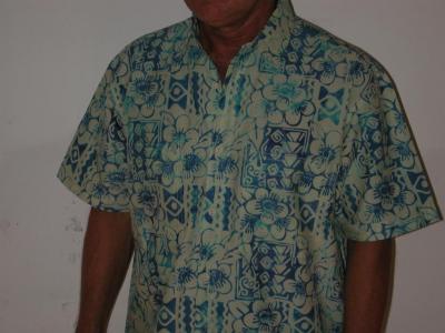 Batik 100% Cotton Mens Shirt (Batik 100% Cotton Mens Shirt)