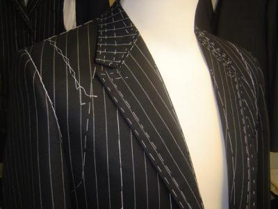 Custom Tailor Made Clothes / Custom Tailor Made Suits (Custom Tailor Made Kleider / Custom Tailor Made Suits)