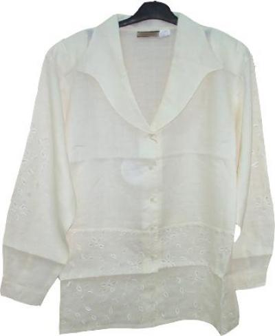 Embroidery blouse. (Stickerei Bluse.)