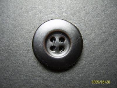 Leather Button - 4 Holes (Cuir Button - 4 trous)