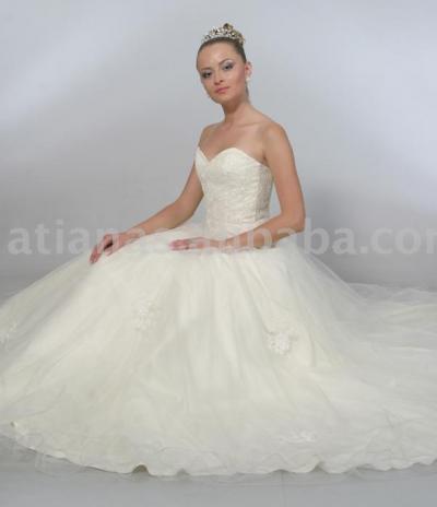 Atianas Wedding Gown (Atianas Wedding Gown)