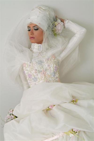 Bridal Gowns (Bridal Gowns)