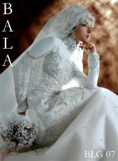 Bridal Gown (Robe nuptiale)