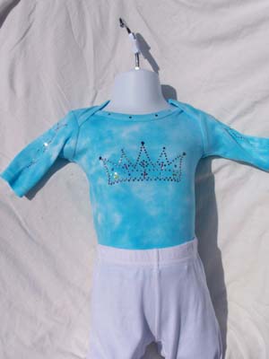 Crown Onesie (Couronne Onesie)