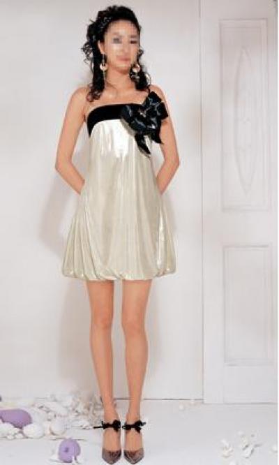 Satin Pearl Cocktail Dress (Satin Pearl Cocktail Dress)