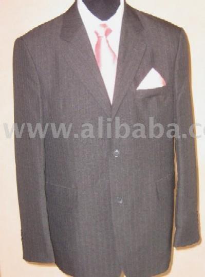 Classic Men `s Pintriped Suit (Classic Men `s Pintriped Suit)