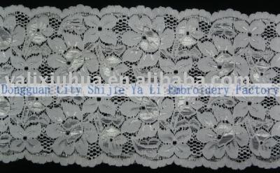 Elastic beaded lace. (Élastique en dentelle perlée.)