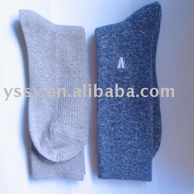 Men`s Double-Cylinder Socks With Embroidery (MEN `S Double-Cylinder носки с вышивкой)