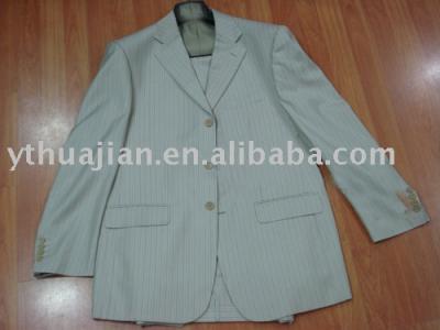 authentic suit (подлинный костюм)