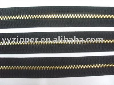 long chain zippers (долгая цепь молний)