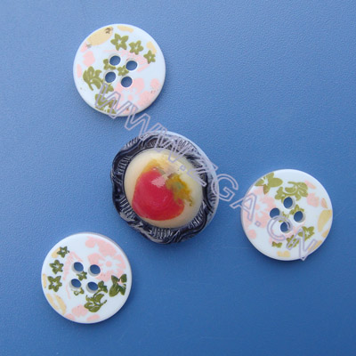 plastic button with fashion printing, polyester button,cloth button (en plastique avec bouton d`impression de la mode, le bouton de polyester, tissu)