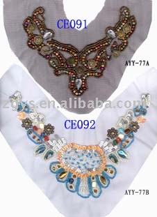 collar (collier)