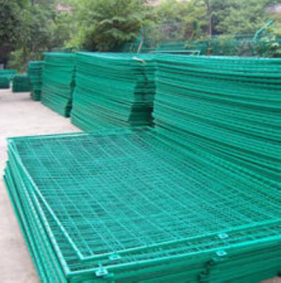 Highway Wire mesh Fence ()