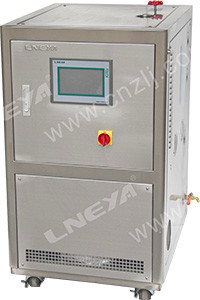 Lab using liquid circulation temperature control unit ()