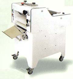 Multi-Layer Toast Dough-Sheeter (Multi-Layer Toast Teig-Querschneider)