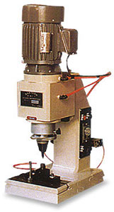 Riveting Machine (Nietmaschine)