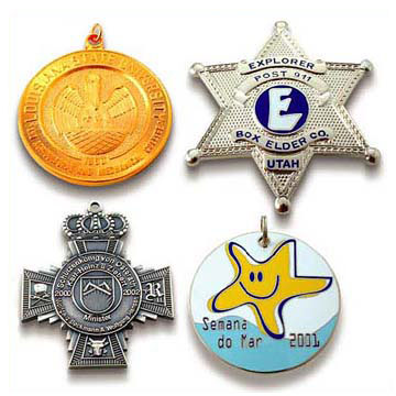 Medallions with Exquisite Craft, Available in Different Materials